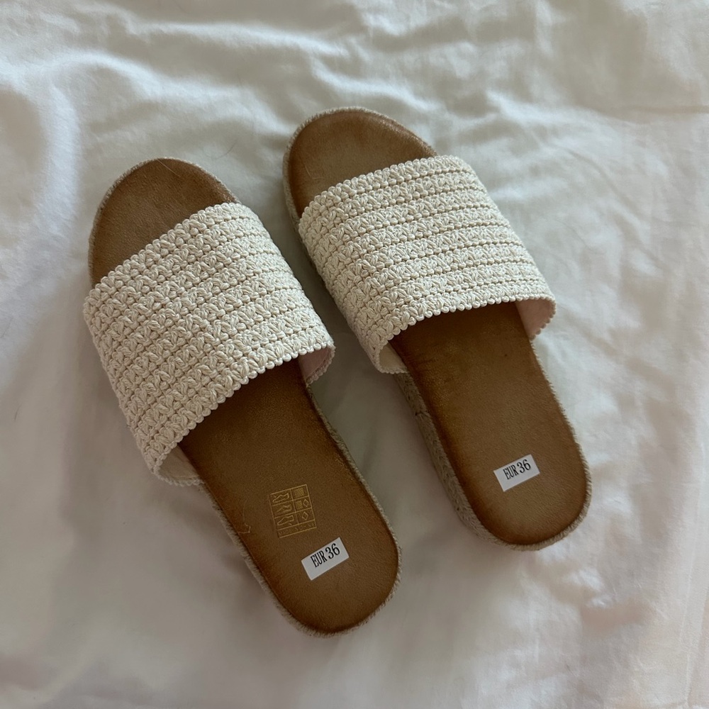 SHEIN Cream Woven Slide Sandals